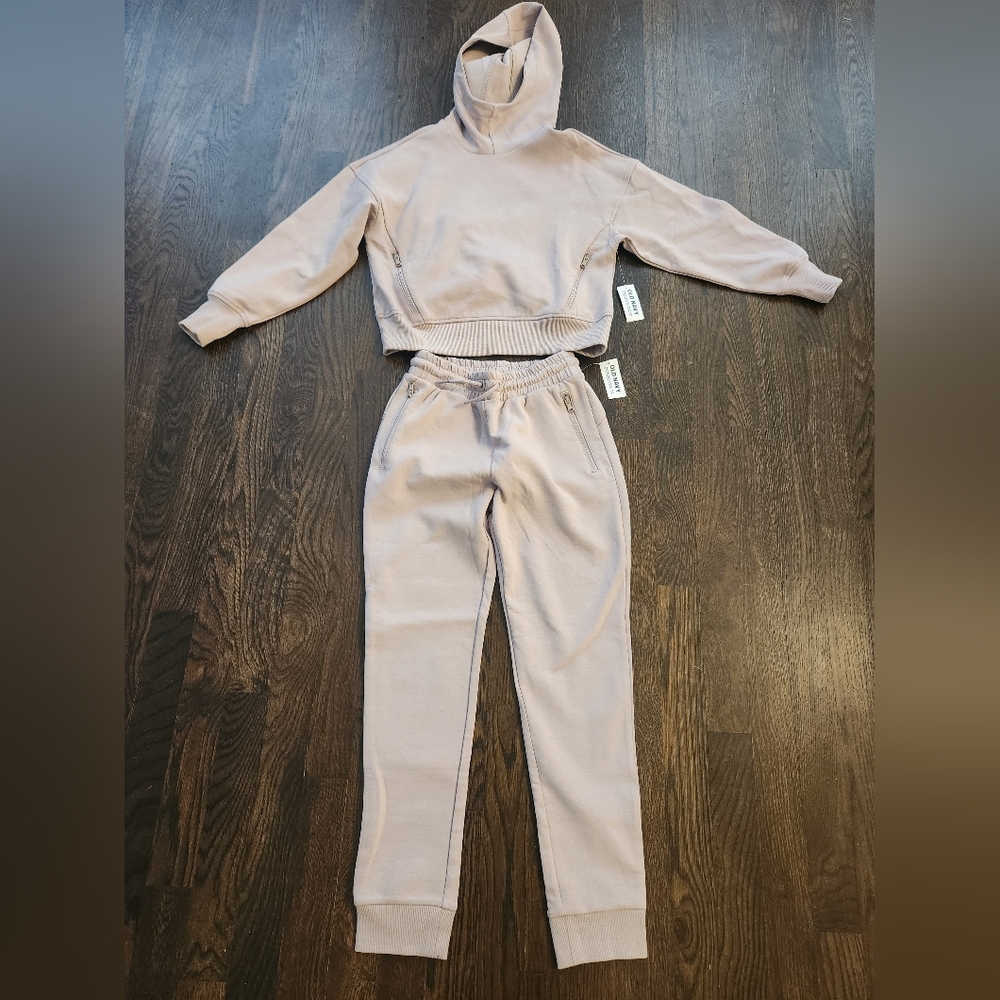 Old Navy Girls (8) Dynamic Fleece Set in Muted Rose